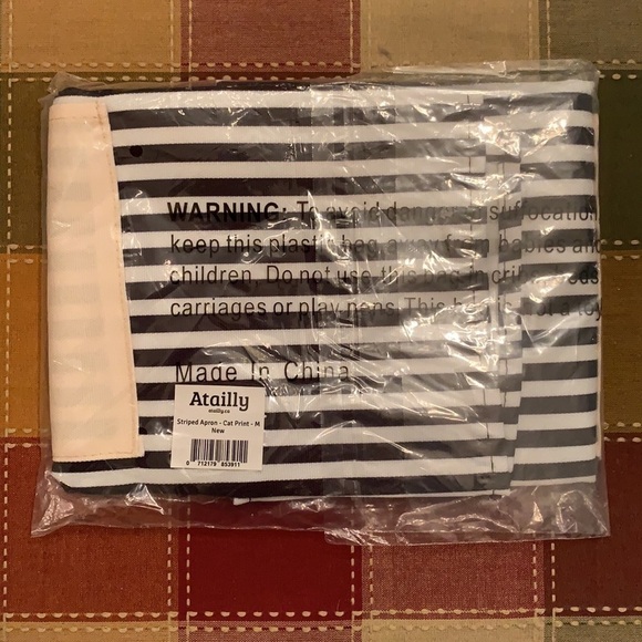 Brand New Striped Kitchen Apron w/ Cute Cat Design & Pockets - Picture 5 of 8